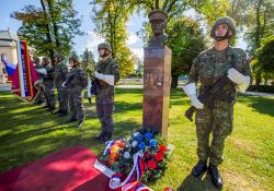 Armádny generál in memoriam Rudolf Viest Armádny generál in memoriam Rudolf Viest
