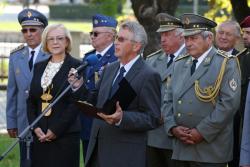Spomienková slávnosť spojená s konferenciou pri príležitosti 125. výročia narodenia arm. gen. Rudolfa Viesta Spomienková slávnosť spojená s konferenciou pri príležitosti 125. výročia narodenia arm. gen. Rudolfa Viesta