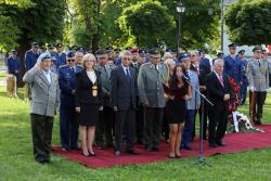 Spomienková slávnosť spojená s konferenciou pri príležitosti 125. výročia narodenia arm. gen. Rudolfa Viesta Spomienková slávnosť spojená s konferenciou pri príležitosti 125. výročia narodenia arm. gen. Rudolfa Viesta