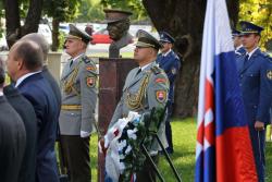 Spomienková slávnosť spojená s konferenciou pri príležitosti 125. výročia narodenia arm. gen. Rudolfa Viesta Spomienková slávnosť spojená s konferenciou pri príležitosti 125. výročia narodenia arm. gen. Rudolfa Viesta