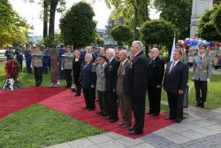 Spomienková slávnosť spojená s konferenciou pri príležitosti 125. výročia narodenia arm. gen. Rudolfa Viesta Spomienková slávnosť spojená s konferenciou pri príležitosti 125. výročia narodenia arm. gen. Rudolfa Viesta