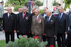 Spomienková slávnosť spojená s konferenciou pri príležitosti 125. výročia narodenia arm. gen. Rudolfa Viesta Spomienková slávnosť spojená s konferenciou pri príležitosti 125. výročia narodenia arm. gen. Rudolfa Viesta