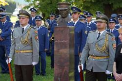 Spomienková slávnosť spojená s konferenciou pri príležitosti 125. výročia narodenia arm. gen. Rudolfa Viesta Spomienková slávnosť spojená s konferenciou pri príležitosti 125. výročia narodenia arm. gen. Rudolfa Viesta