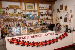 Turistické informačné centrum oslávilo 10 rokov svojej činnosti Turistické informačné centrum oslávilo 10 rokov svojej činnosti